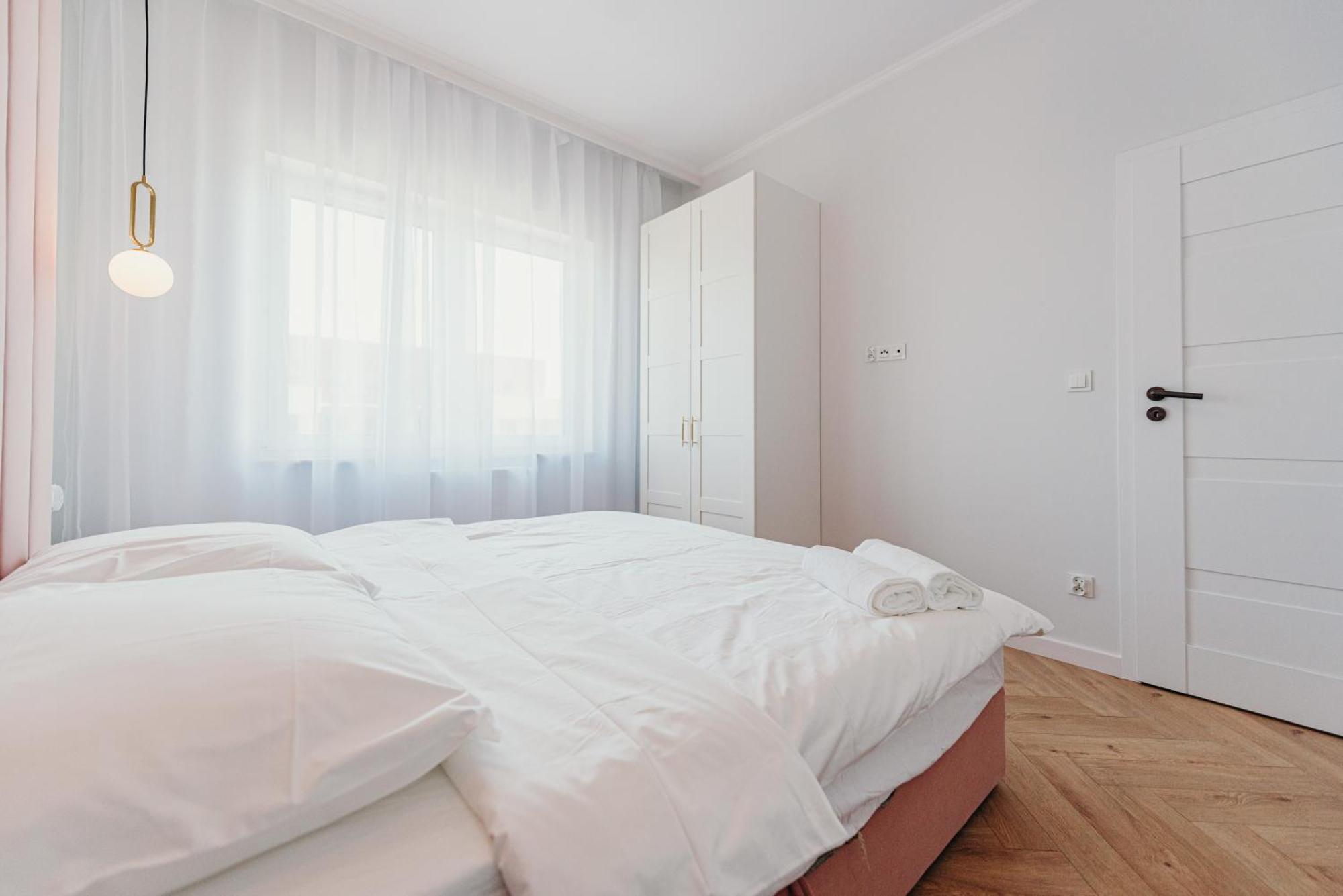 3 Bedrooms Premium Bella Rosa For 8 Guests With Ac And Underground Parking Rzeszów Buitenkant foto